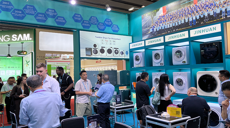 廣交會新老朋友齊聚，金環(huán)電器展位人氣旺