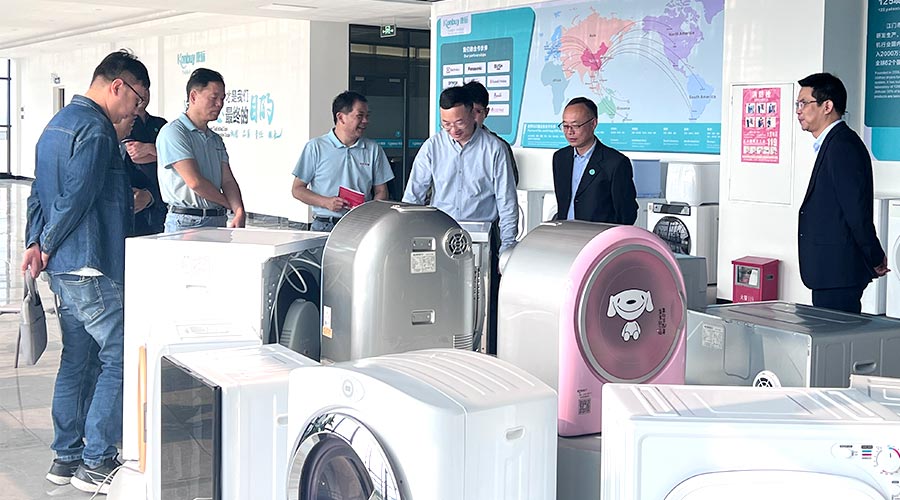 深交流 促發(fā)展！電器制造商美菱親臨金環(huán)電器參觀指導