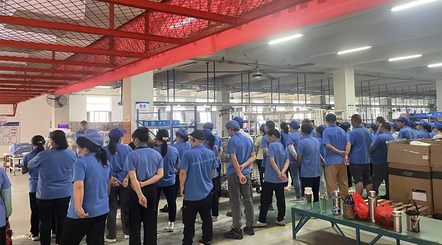 金環(huán)早會(huì)：凝聚團(tuán)隊(duì)力量，助力生產(chǎn)前行